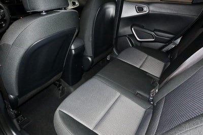 2024 Kia Soul LX IVT