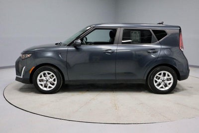 2024 Kia Soul LX IVT
