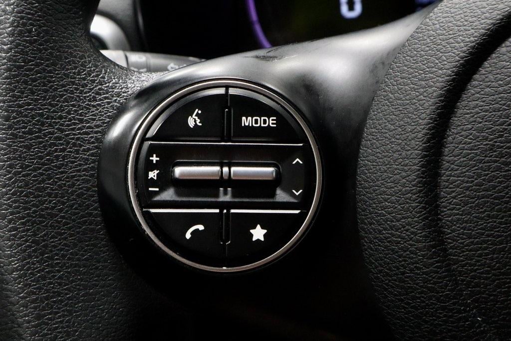 2024 Kia Soul LX IVT