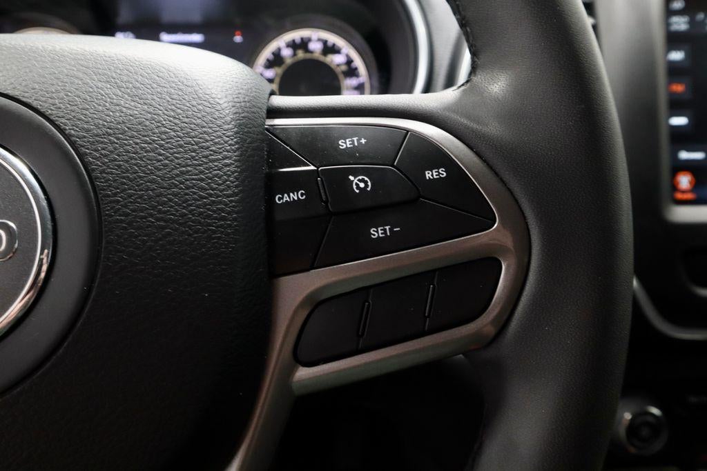 2022 Jeep Cherokee Latitude Lux