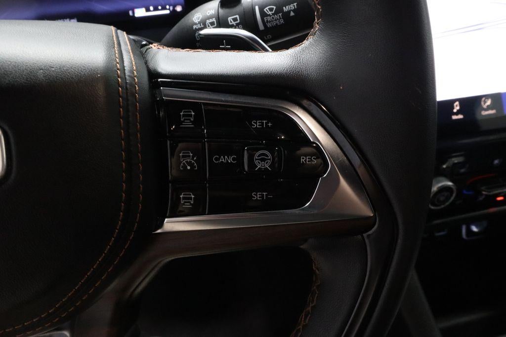 2023 Jeep Grand Cherokee Summit