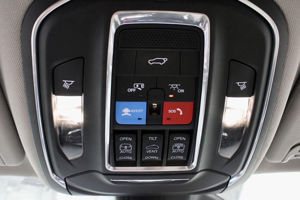 2024 Jeep Wagoneer Base