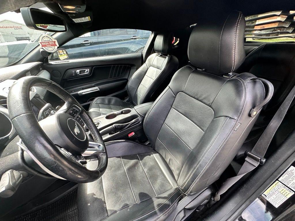 2017 Ford Mustang EcoBoost Premium