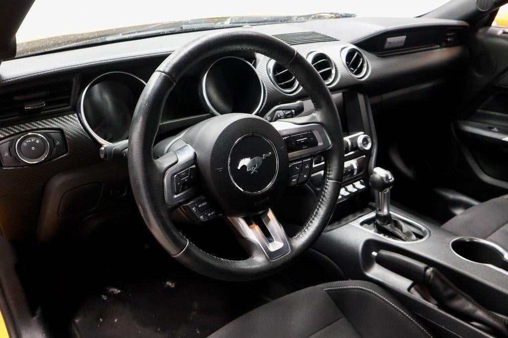 2022 Ford Mustang EcoBoost