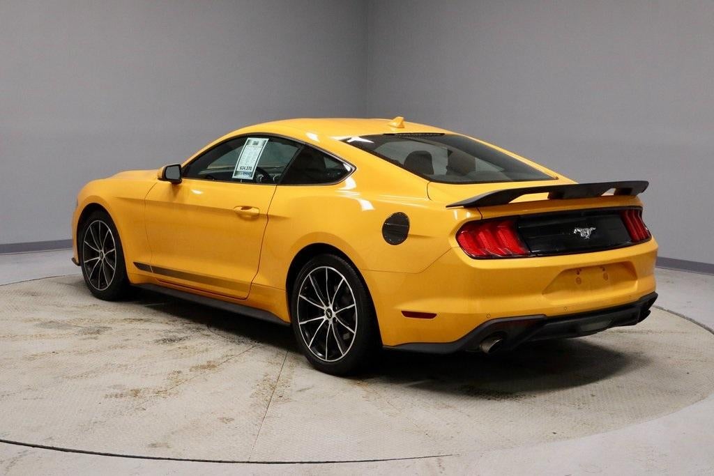 2022 Ford Mustang EcoBoost