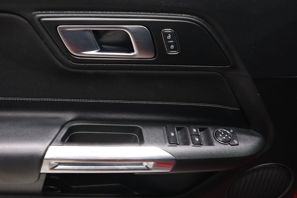 2021 Ford Mustang EcoBoost