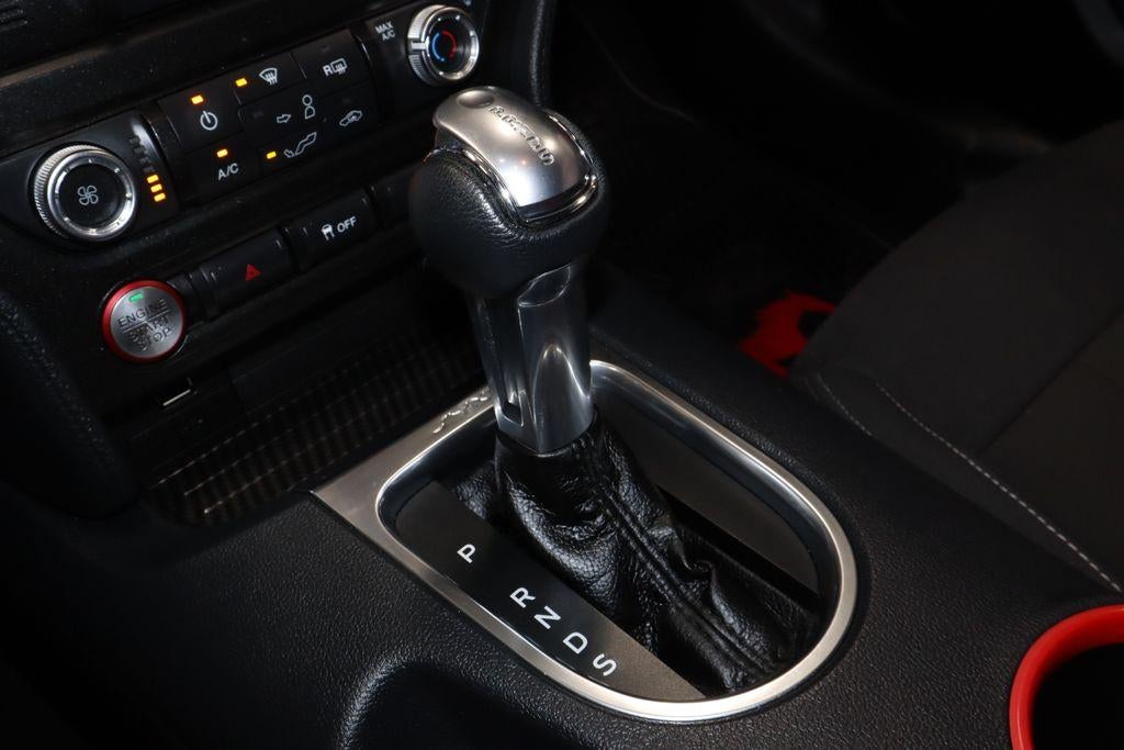 2021 Ford Mustang EcoBoost