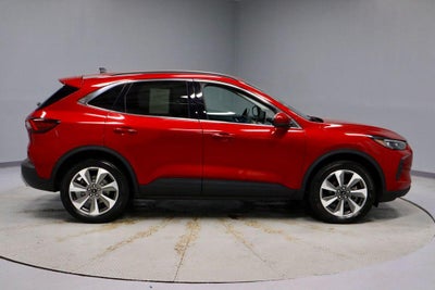 2025 Ford Escape Platinum