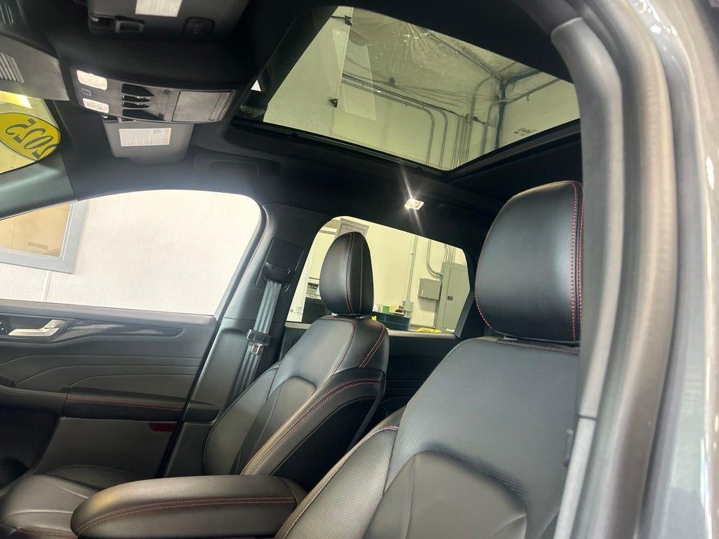 2025 Ford Escape ST-Line Elite