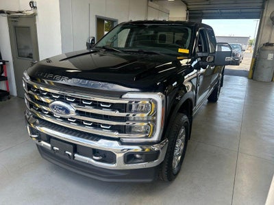 2023 Ford Super Duty F-250 SRW Lariat