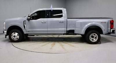 2024 Ford Super Duty F-350 DRW Lariat