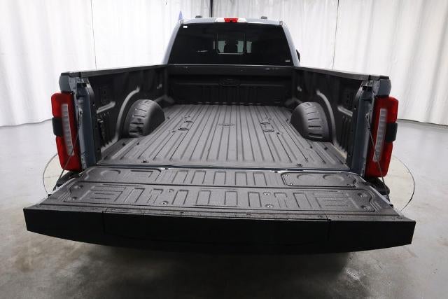 2024 Ford Super Duty F-350 DRW Lariat