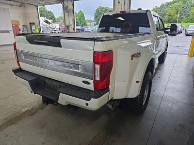 2022 Ford Super Duty F-350 DRW Platinum