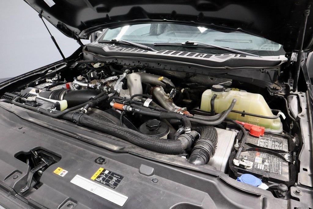 2023 Ford Super Duty F-450 DRW Lariat