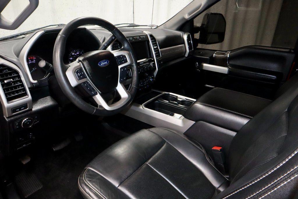 2020 Ford Super Duty F-450 DRW Lariat