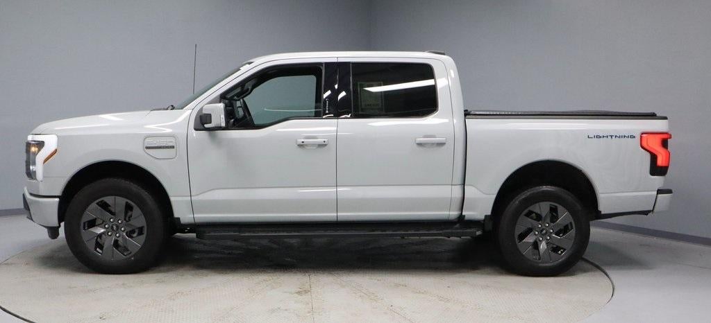 2023 Ford F-150 Lightning Lariat