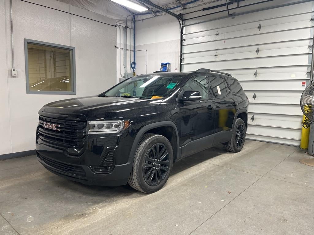 2023 GMC Acadia SLT