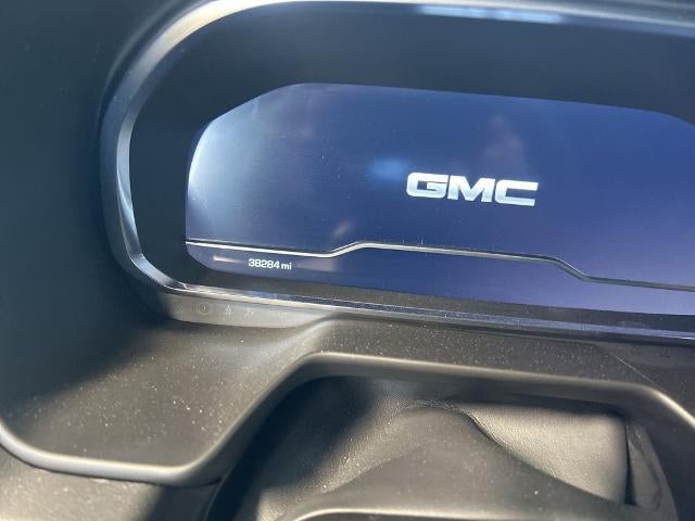 2024 GMC Yukon XL SLE