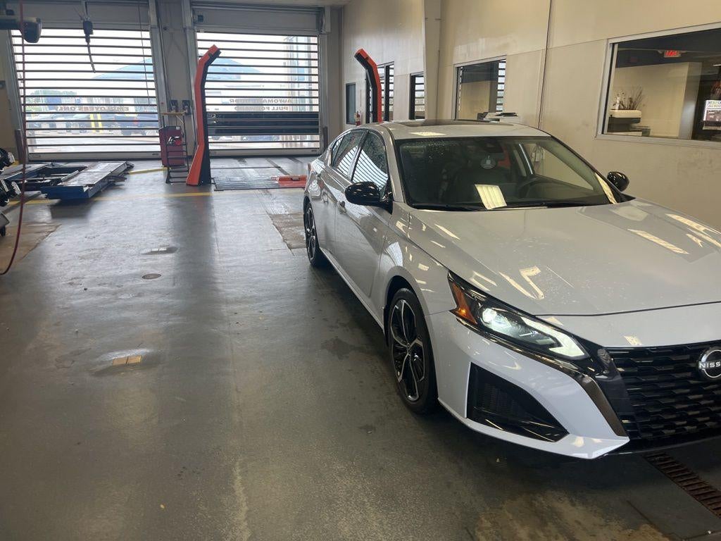 2023 Nissan Altima 2.5 SR