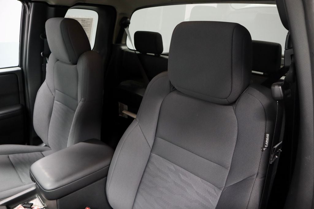 2025 Nissan Frontier S