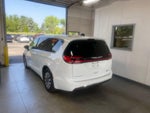 2024 Chrysler Pacifica Select