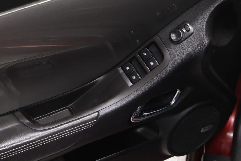 2011 Chevrolet Camaro 2LT