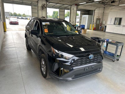 2024 Toyota RAV4 LE