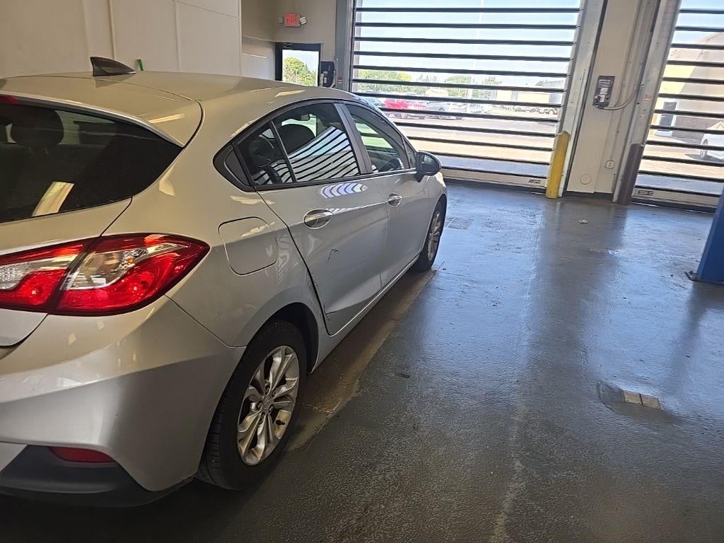 2019 Chevrolet Cruze LS