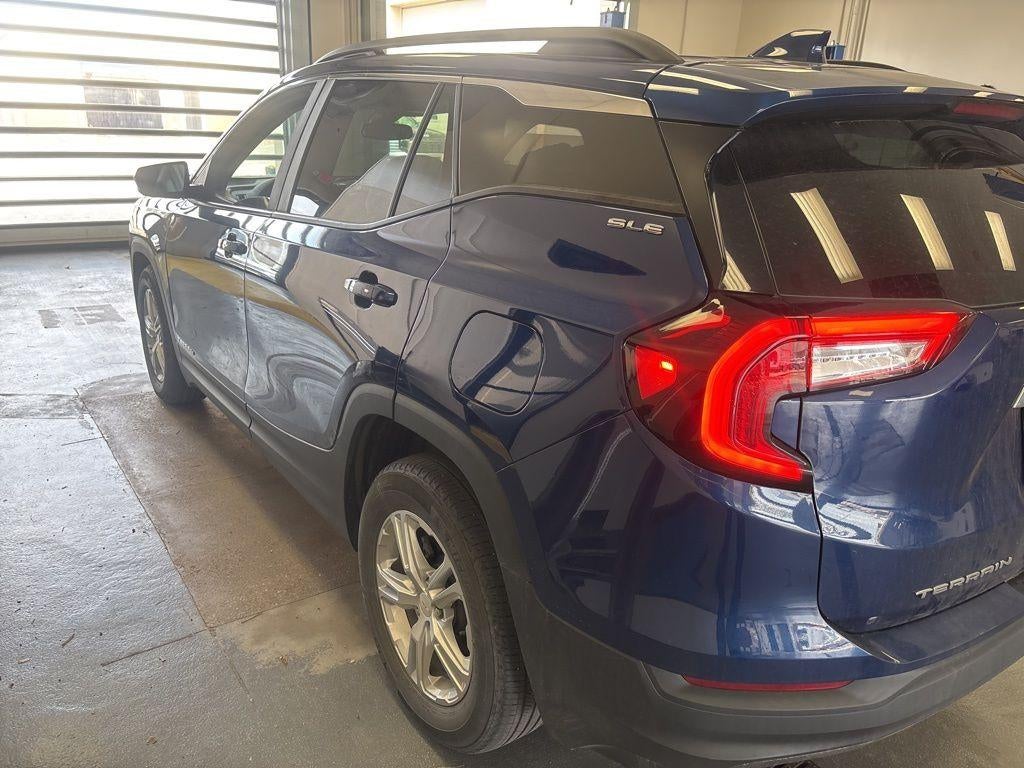 2022 GMC Terrain SLE