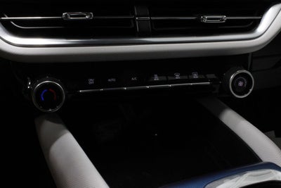 2024 Chevrolet Equinox EV LT
