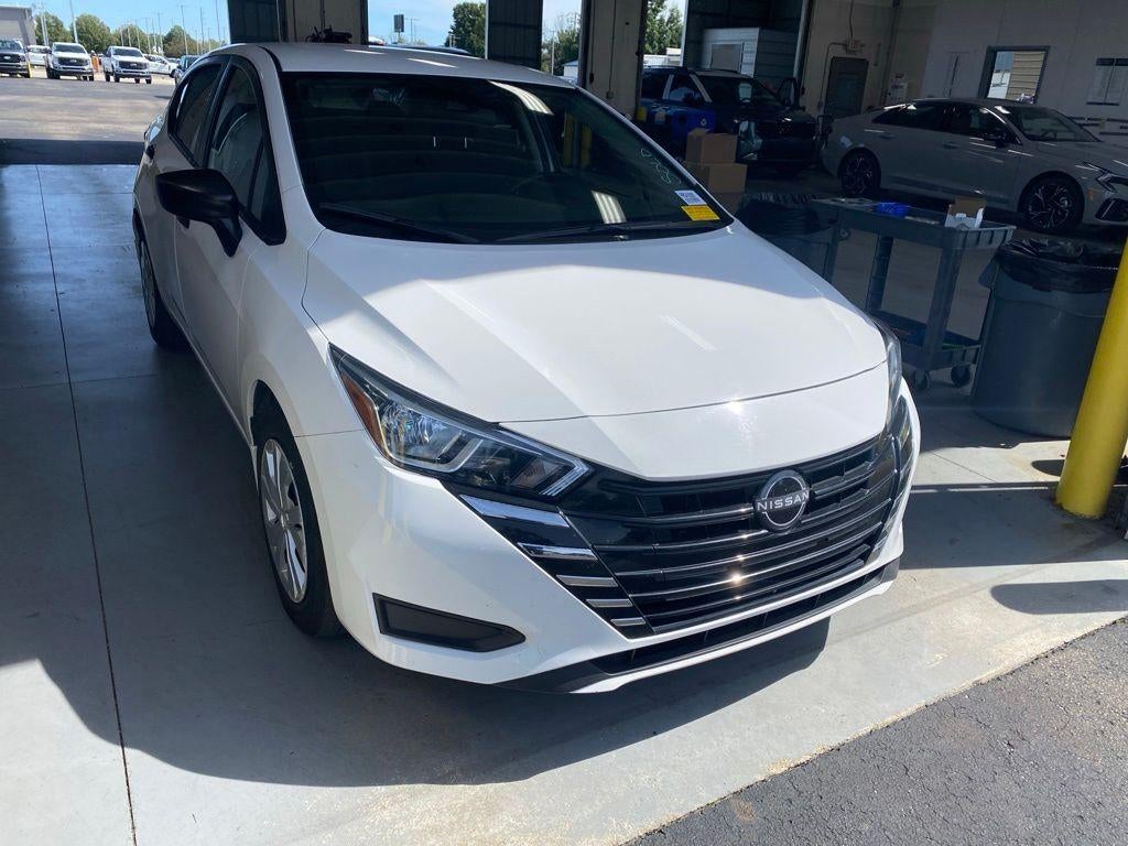 2024 Nissan Versa 1.6 S