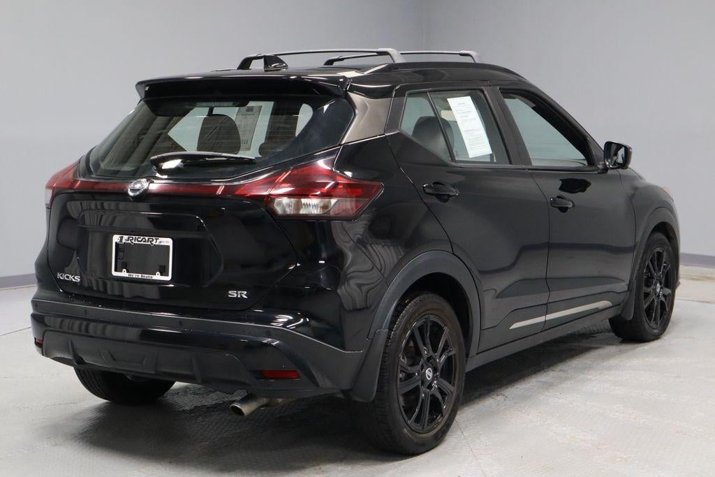 2021 Nissan Kicks SR