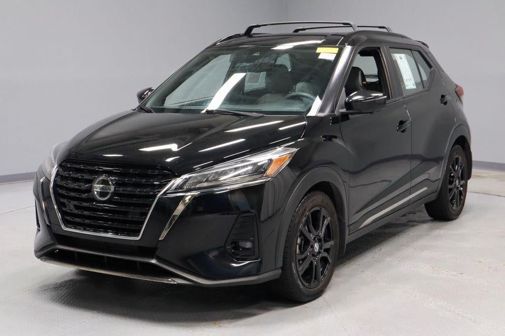 2021 Nissan Kicks SR