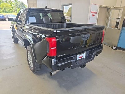 2025 Toyota Tacoma 4WD SR5