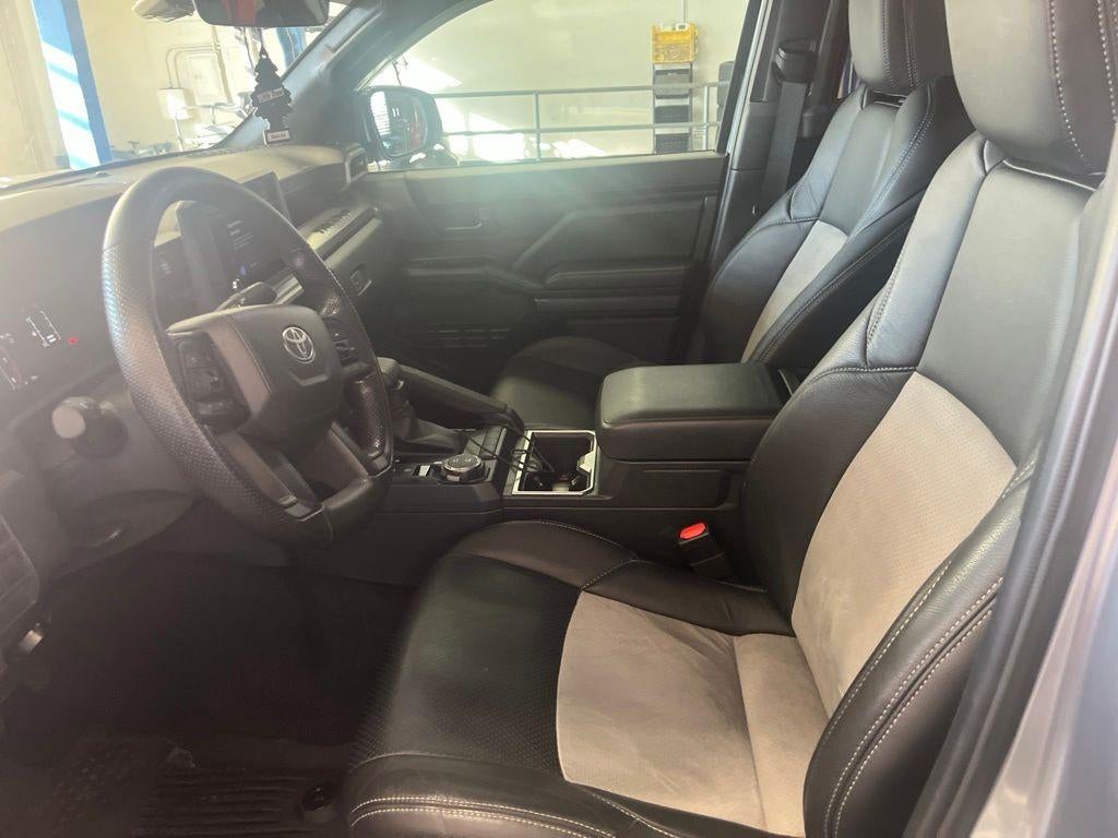 2025 Toyota Tacoma 4WD SR5