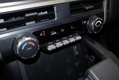 2025 Toyota Tacoma 4WD SR5