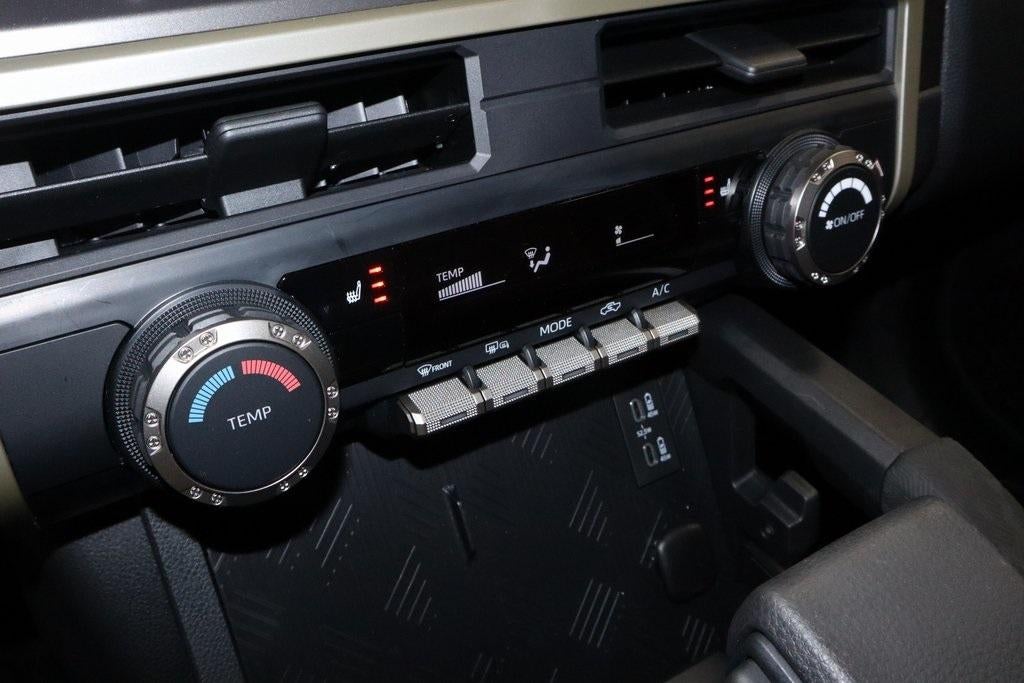 2025 Toyota Tacoma 4WD SR5