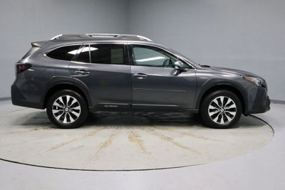 2023 Subaru Outback Touring XT