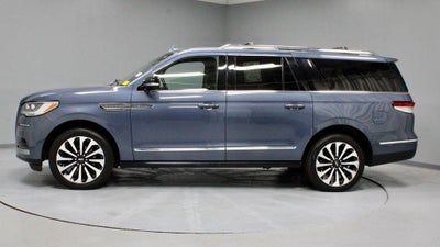 2023 Lincoln Navigator L Reserve
