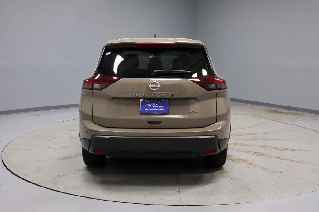 2025 Nissan Rogue SV