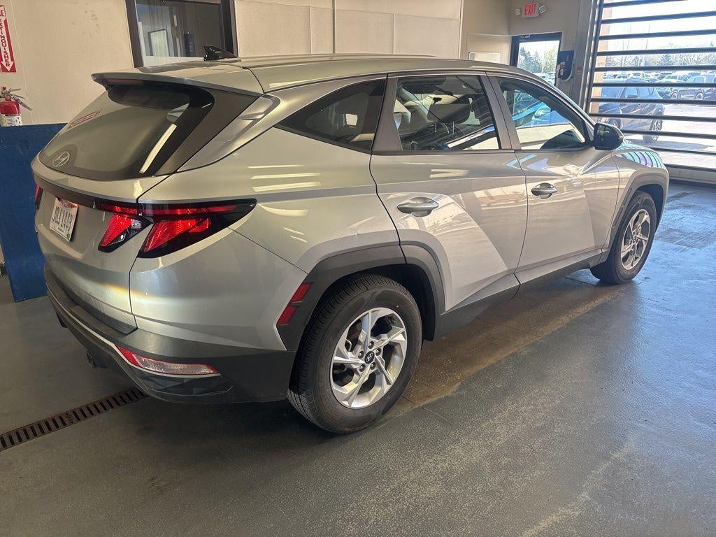 2022 Hyundai TUCSON SE