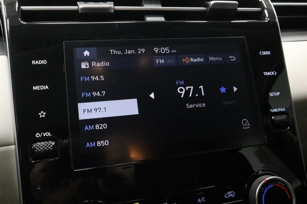 2023 Hyundai TUCSON SE