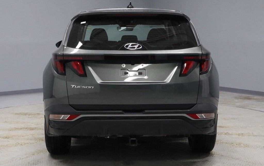 2023 Hyundai TUCSON SE