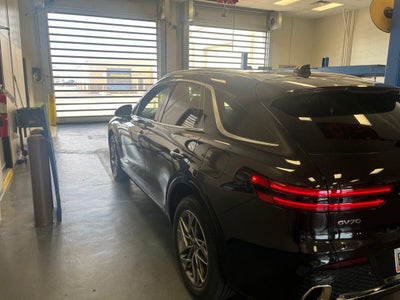 2024 Genesis GV70 2.5T Advanced