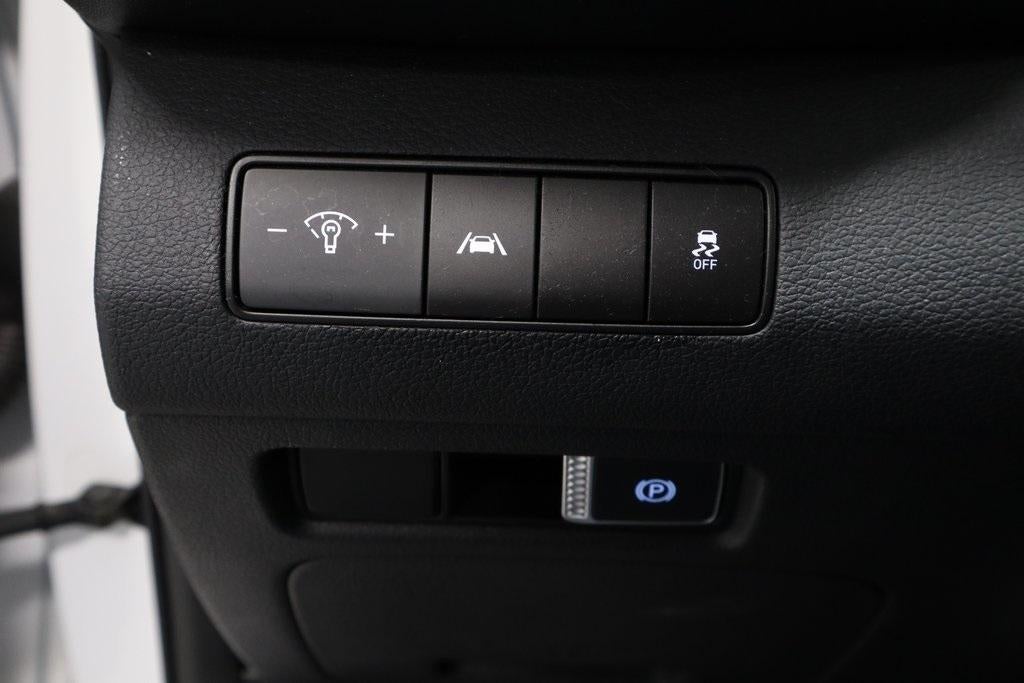 2022 Hyundai SANTA FE SE