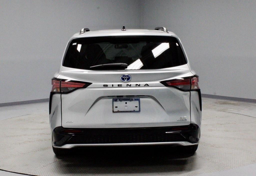2022 Toyota Sienna XSE