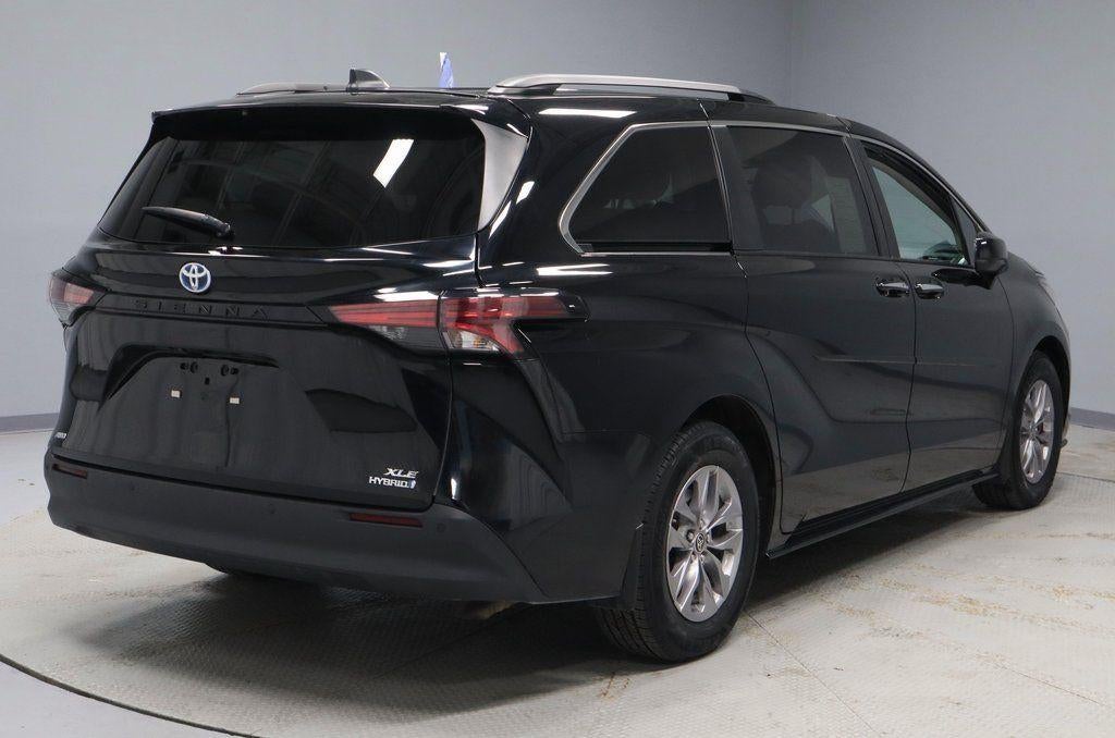 2022 Toyota Sienna XLE