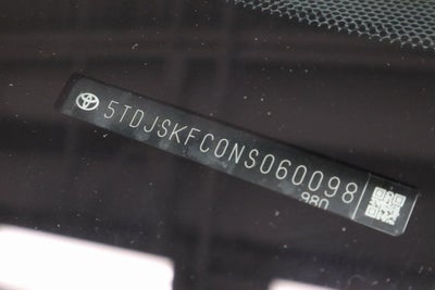 2022 Toyota Sienna XLE