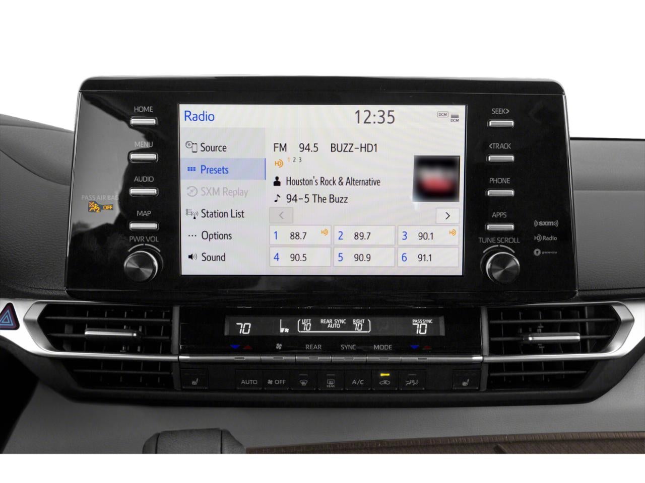 2022 Toyota Sienna XLE