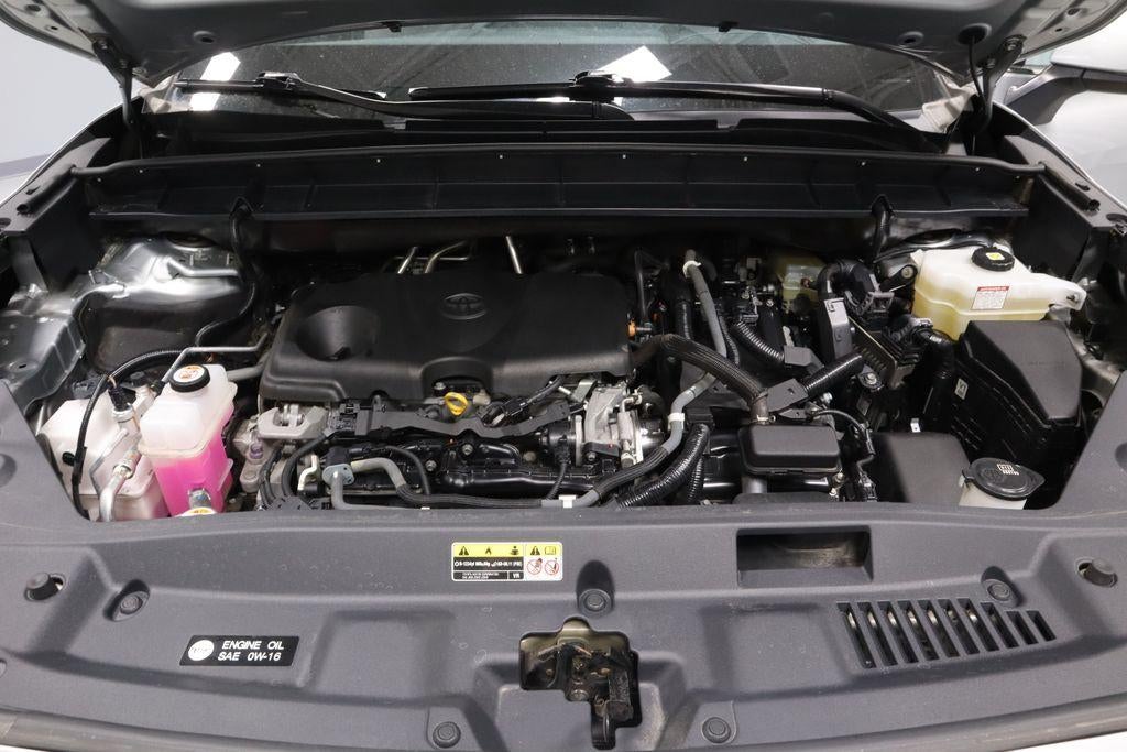 2021 Toyota Highlander LE